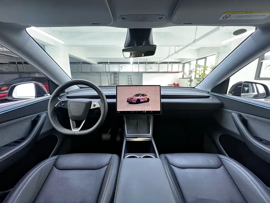 Tesla Model Y — фото 5