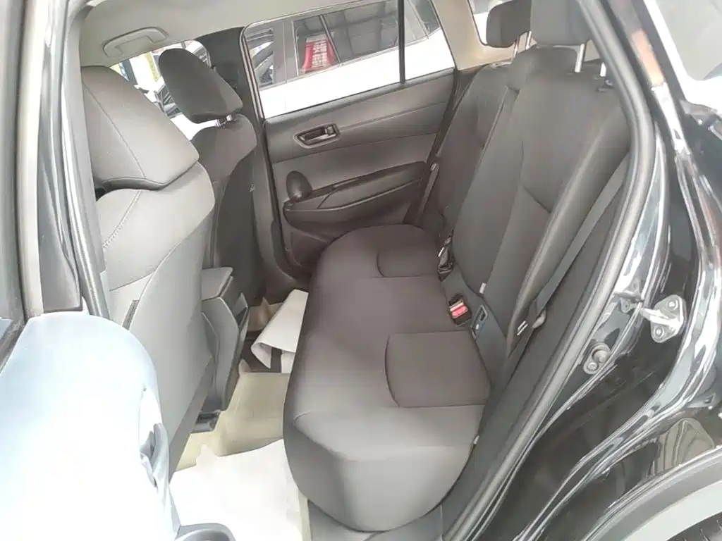 Toyota Corolla Cross — фото 17