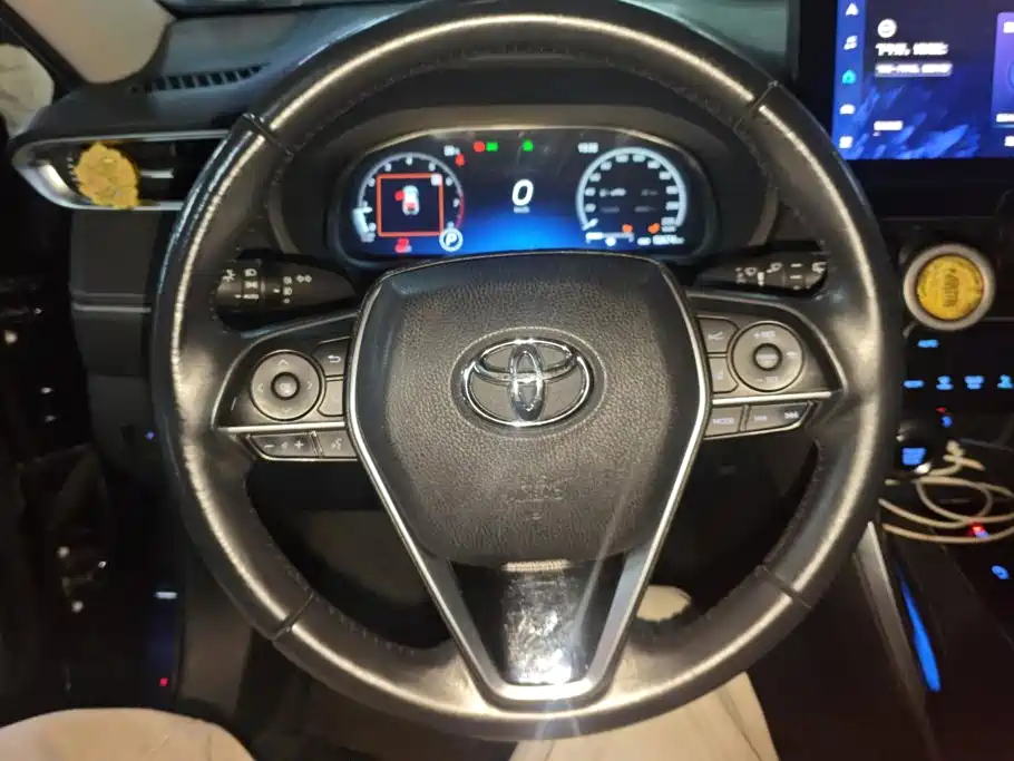 Toyota Harrier — фото 15