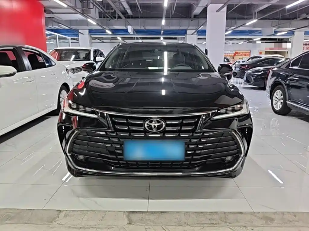 Toyota Avalon — фото 3