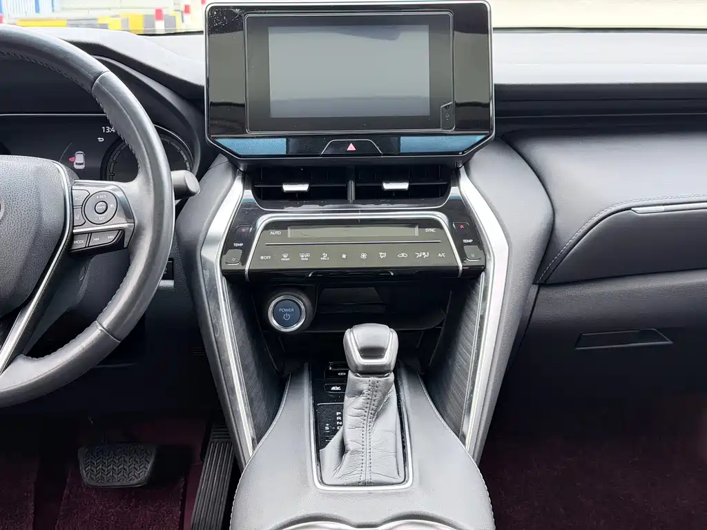 Toyota Harrier — фото 9