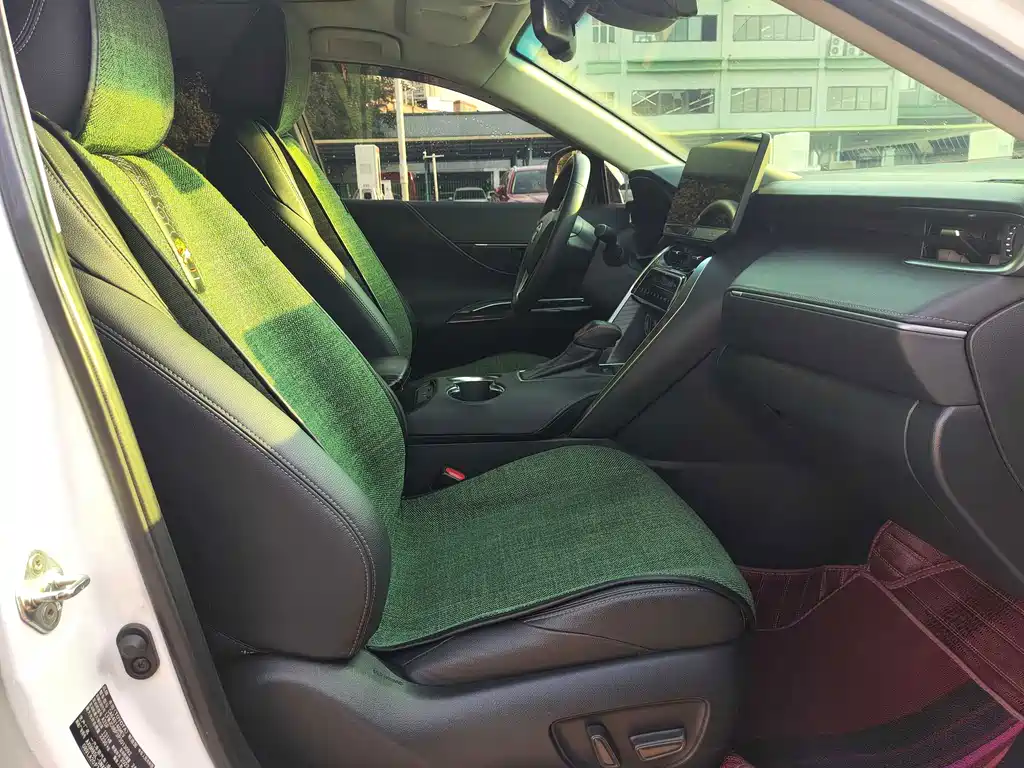 Toyota Harrier — фото 11