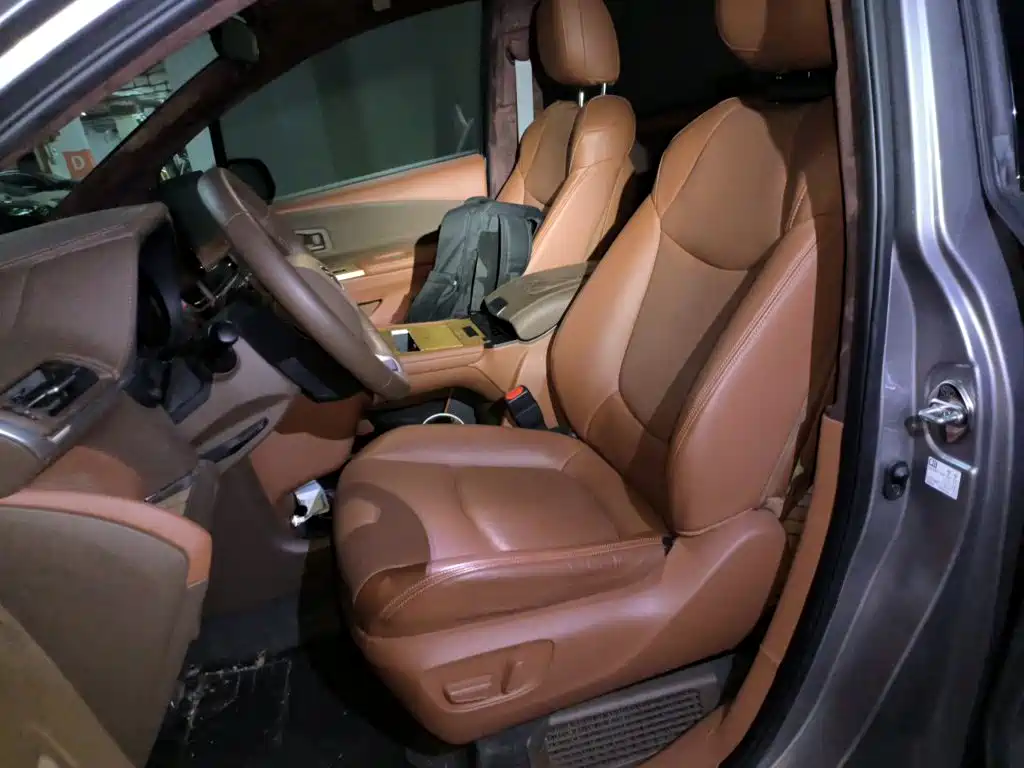 Toyota Sienna — фото 16