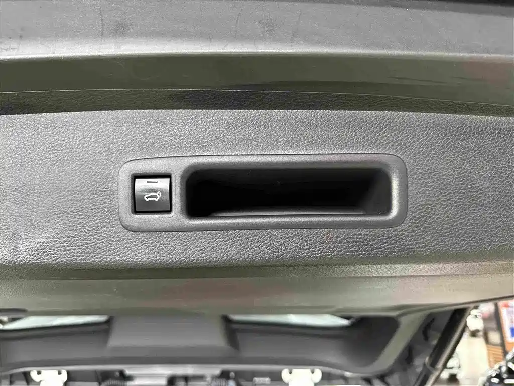 Toyota Sienna — фото 15