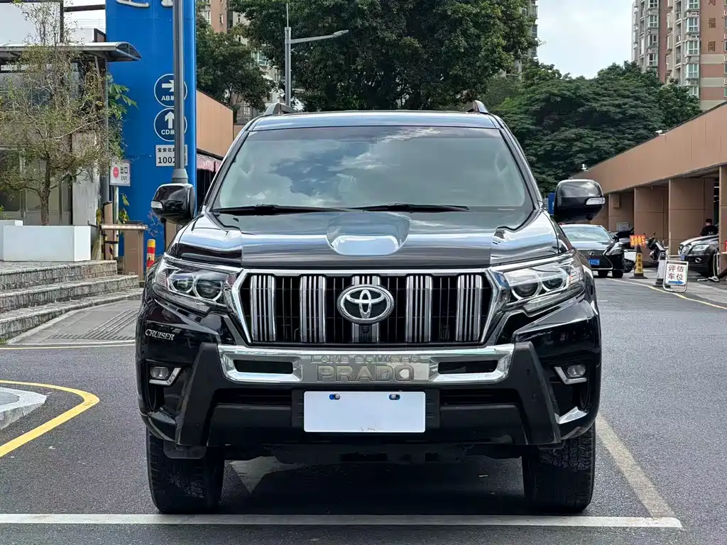 Toyota Prado (Import) — фото 2