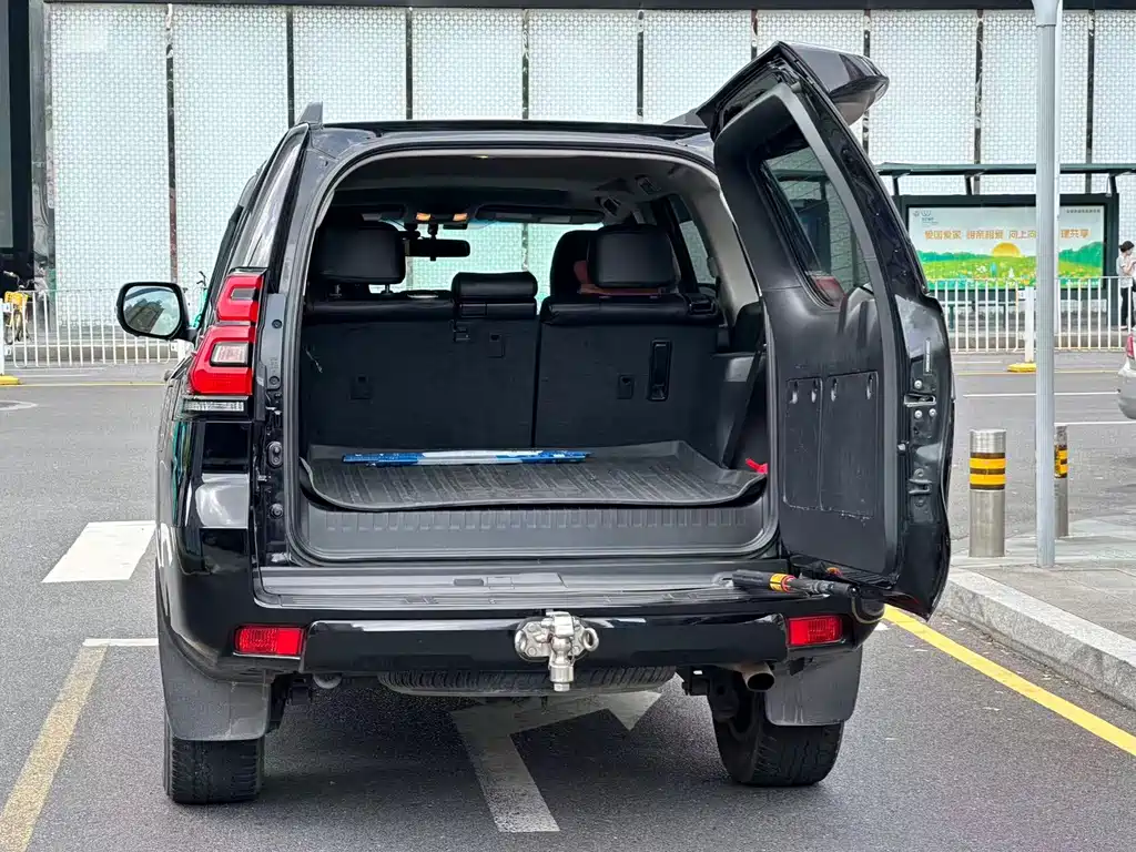 Toyota Prado (Import) — фото 13