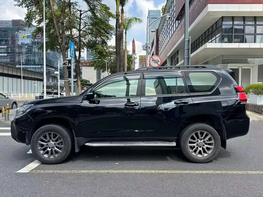 Toyota Prado (Import) — фото 4
