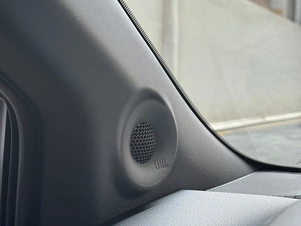 Toyota Sienna — фото 27