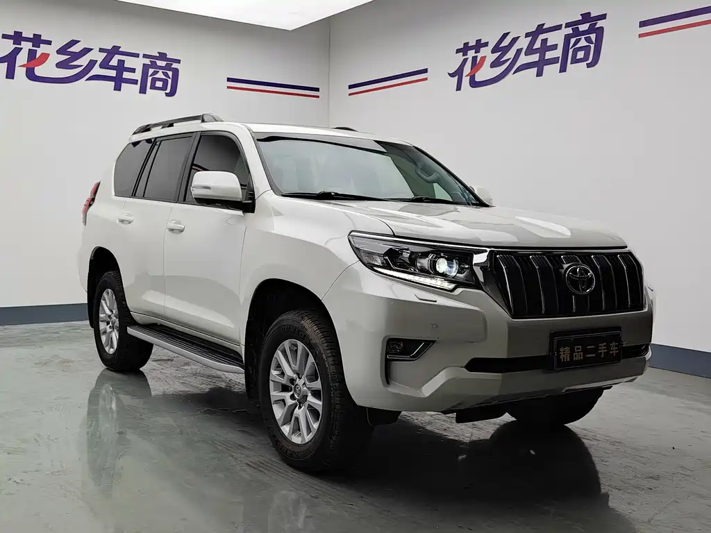 Toyota Prado — фото 2