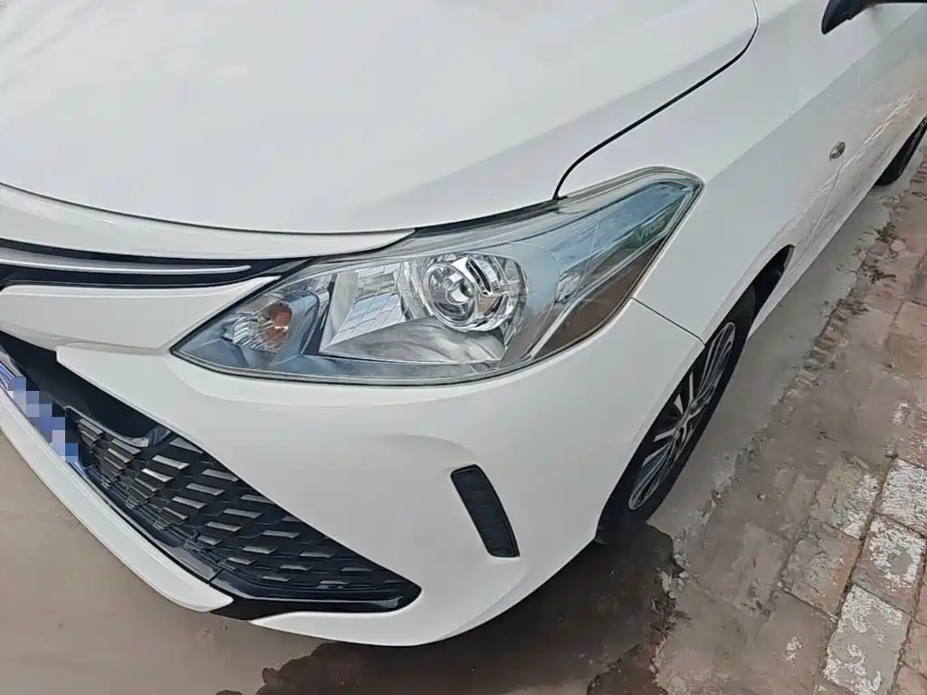 Toyota Vios FS — фото 24