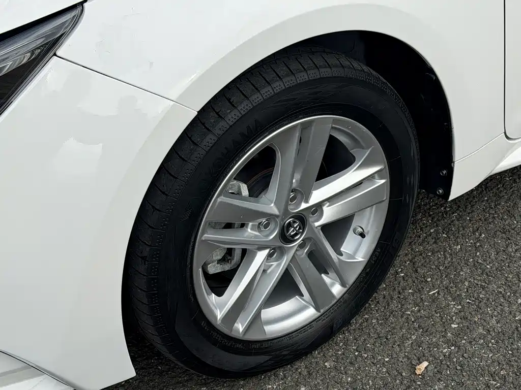 Toyota Levin — фото 14