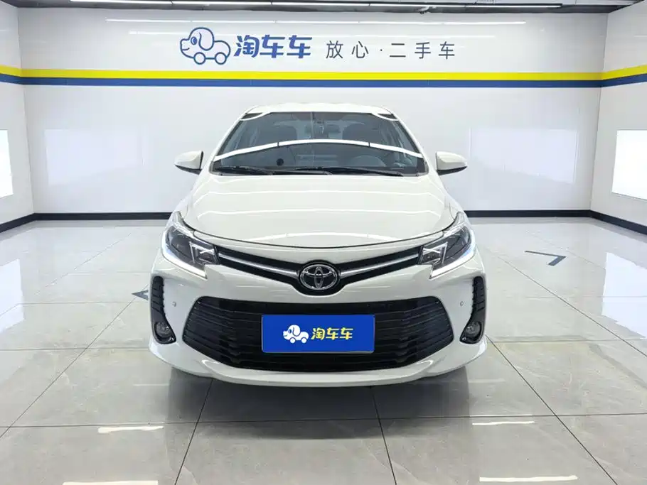 Toyota Vios — фото 2