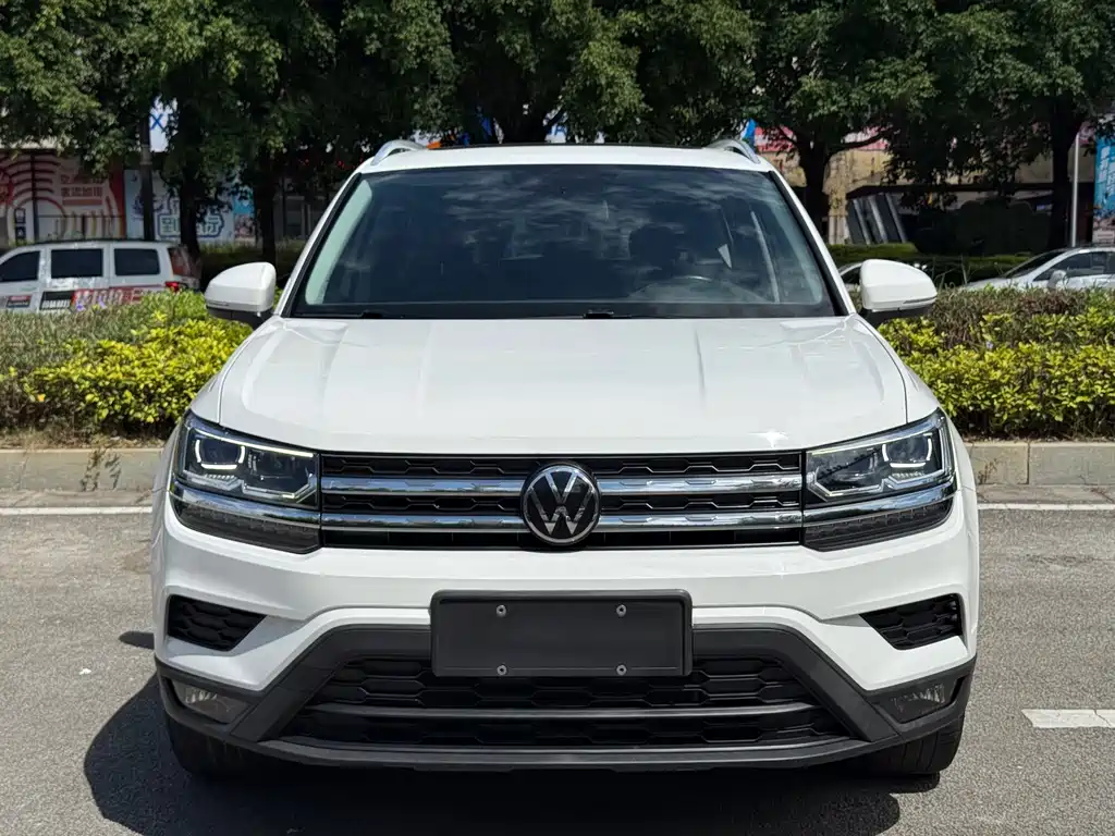 Volkswagen Tharu — фото 2