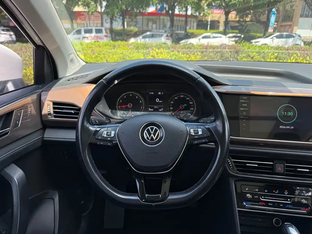 Volkswagen Tharu — фото 17