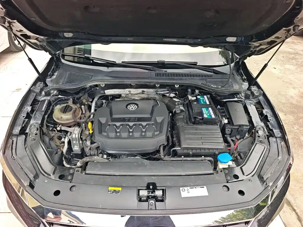 Volkswagen Passat — фото 20