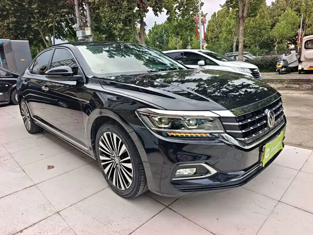 Volkswagen Passat — фото 4