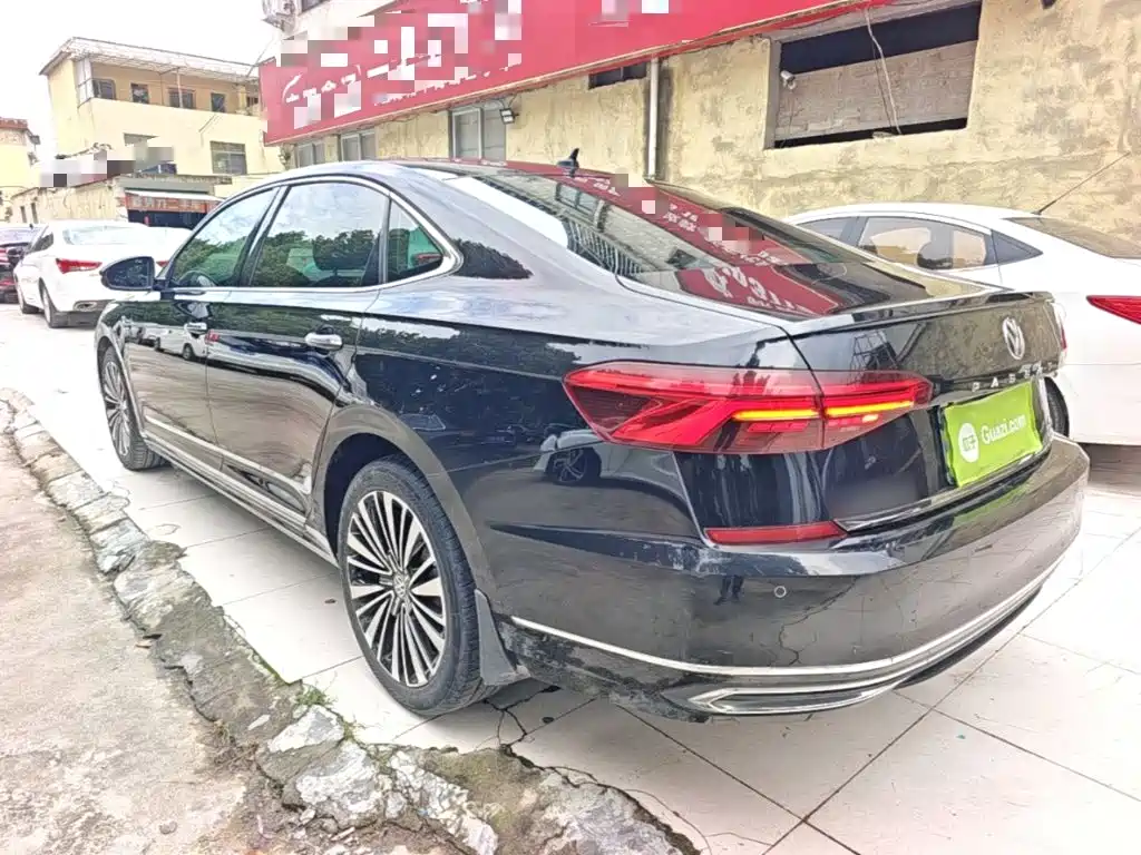 Volkswagen Passat — фото 5