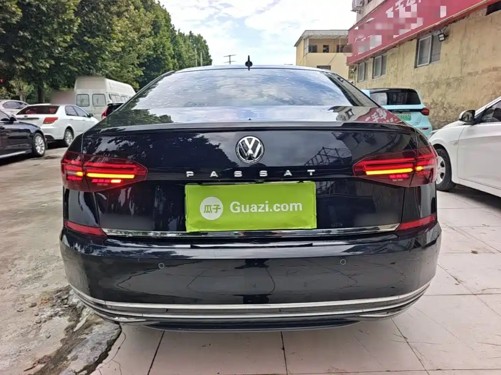 Volkswagen Passat — фото 6
