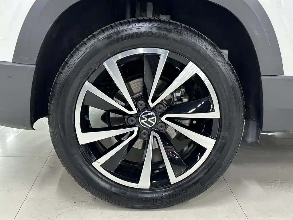 Volkswagen Tharu — фото 11