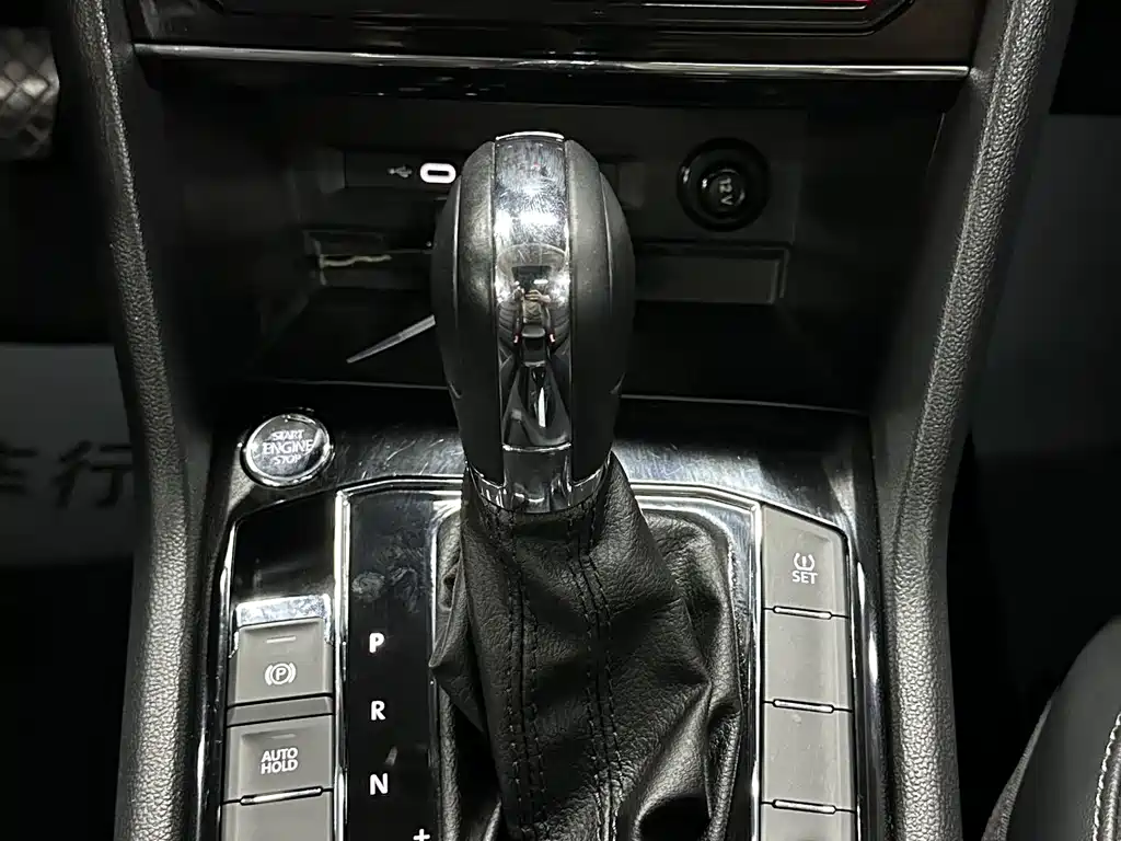 Volkswagen Tharu — фото 21