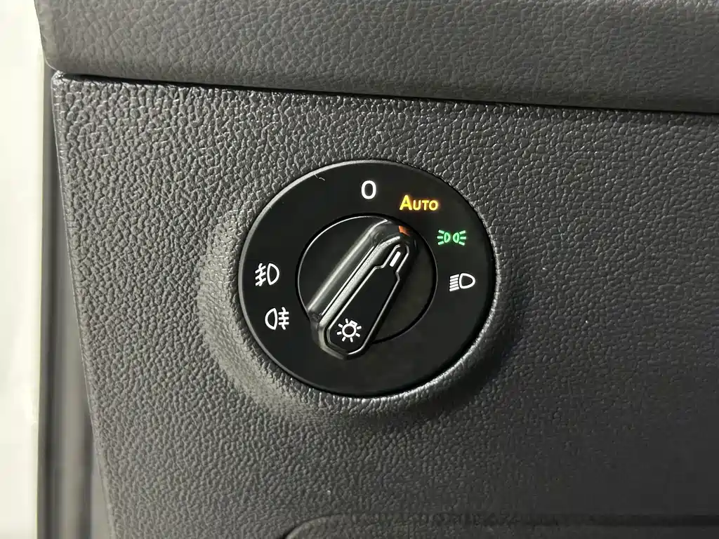 Volkswagen Tharu — фото 29