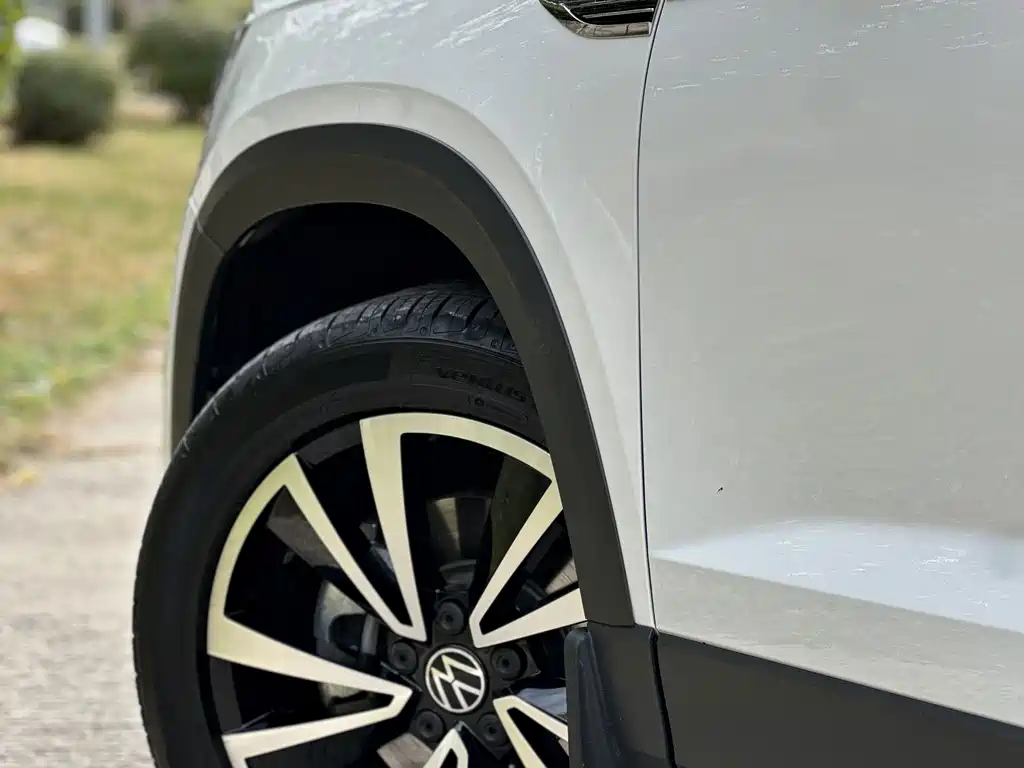 Volkswagen Tharu — фото 8