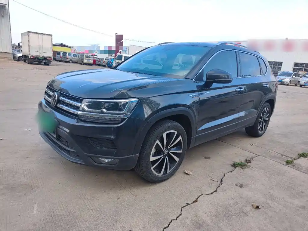 Volkswagen Tharu