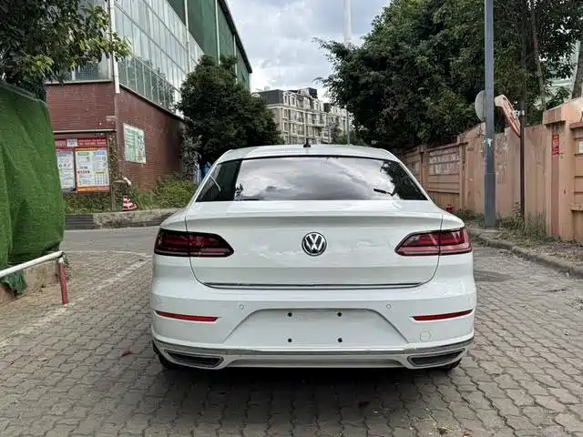 Volkswagen CC — фото 6