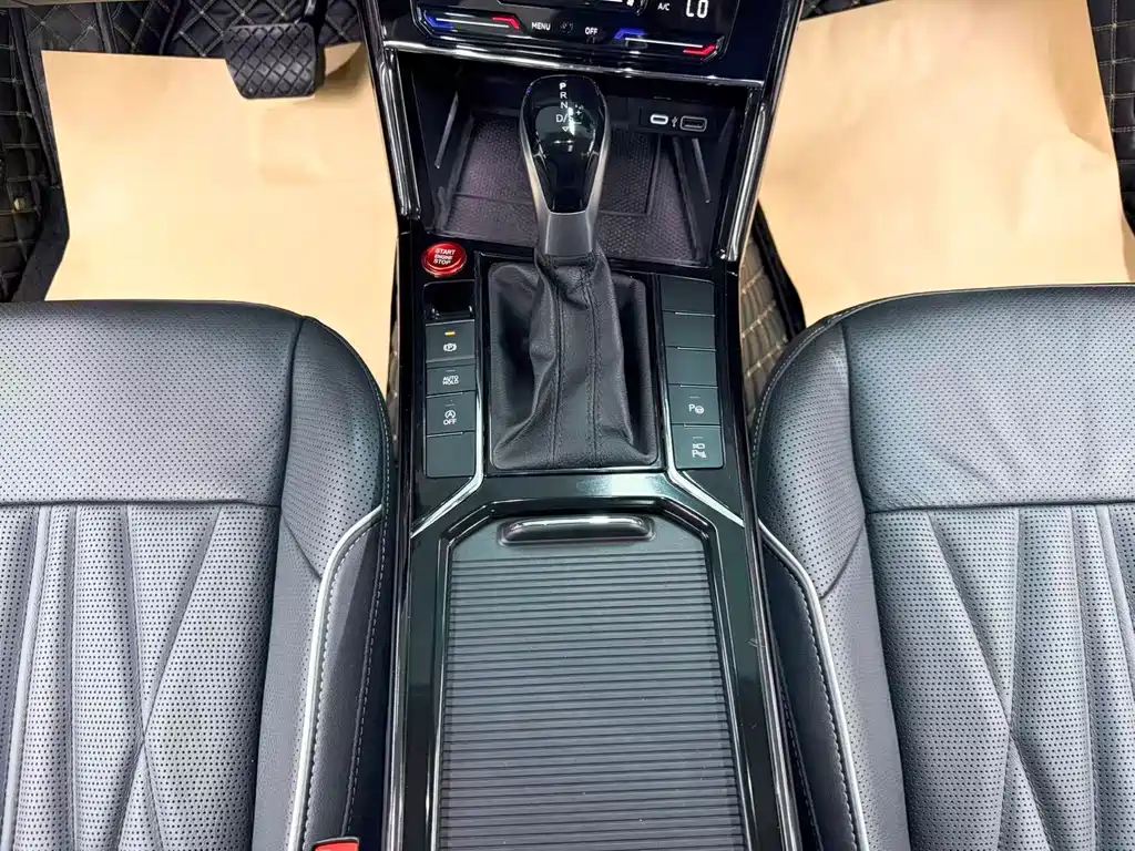 Volkswagen Passat — фото 18