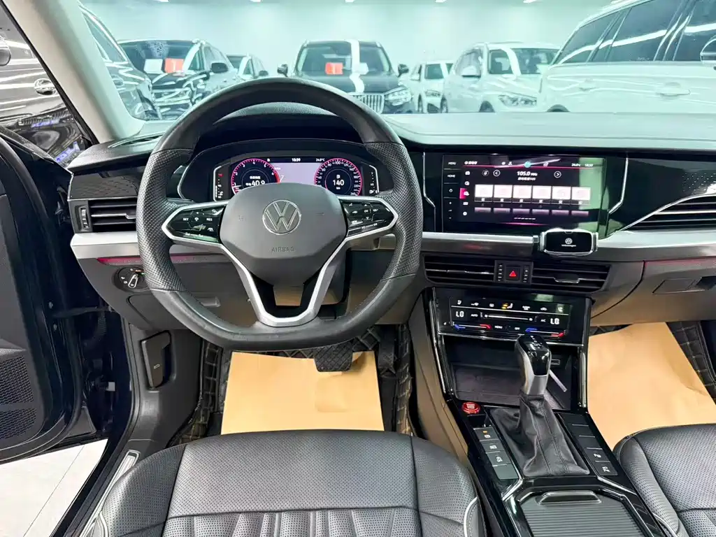 Volkswagen Passat — фото 19