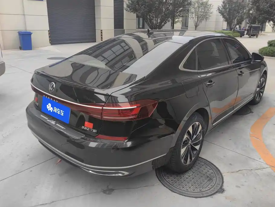 Volkswagen Passat — фото 3