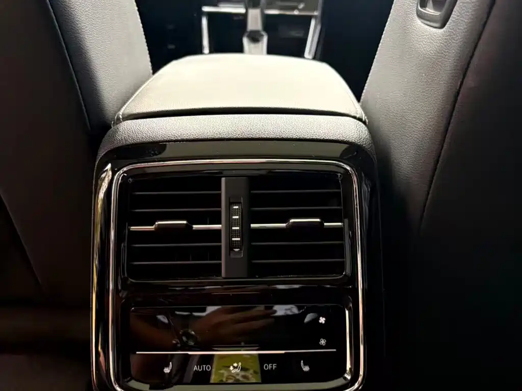 Volkswagen Passat — фото 8