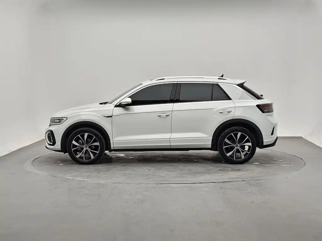 Volkswagen T-Roc — фото 2