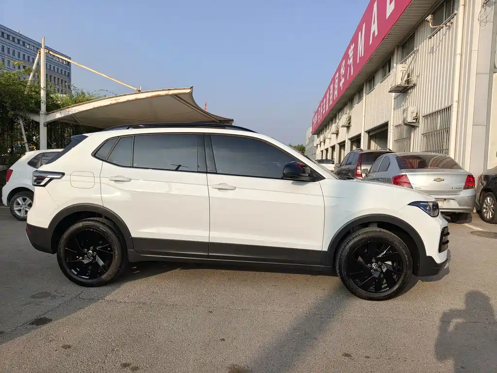 Volkswagen Tharu — фото 3