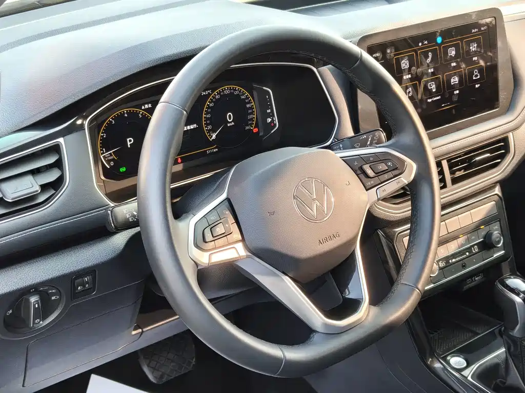 Volkswagen Tharu — фото 8