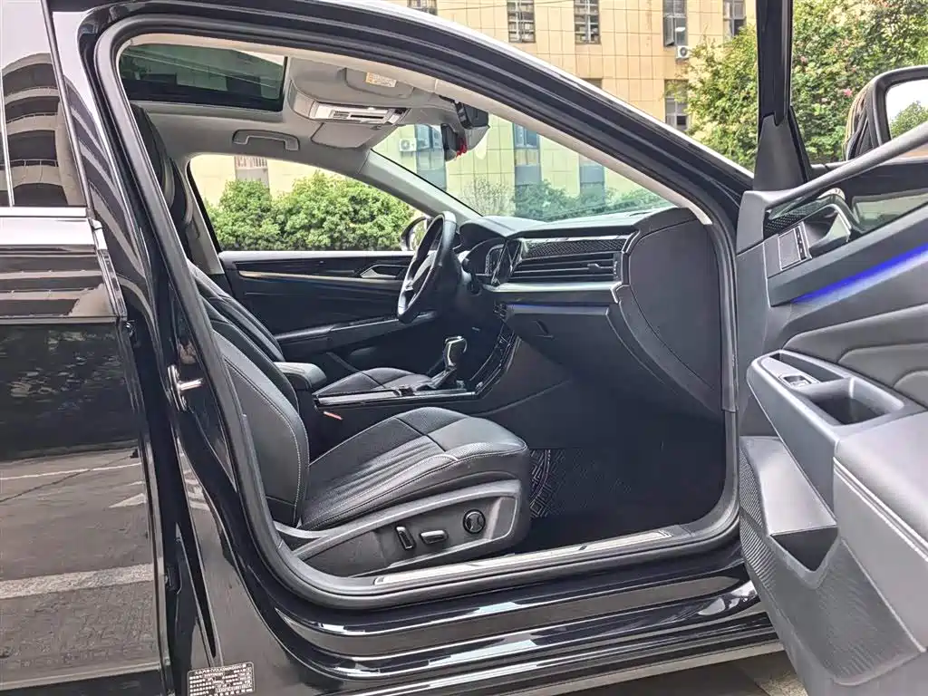 Volkswagen Passat — фото 7
