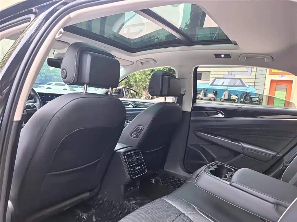 Volkswagen Passat — фото 8