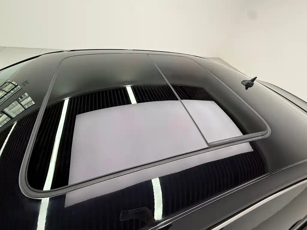 Volkswagen Passat — фото 25