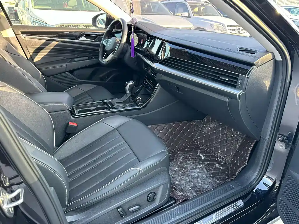 Volkswagen Passat — фото 4