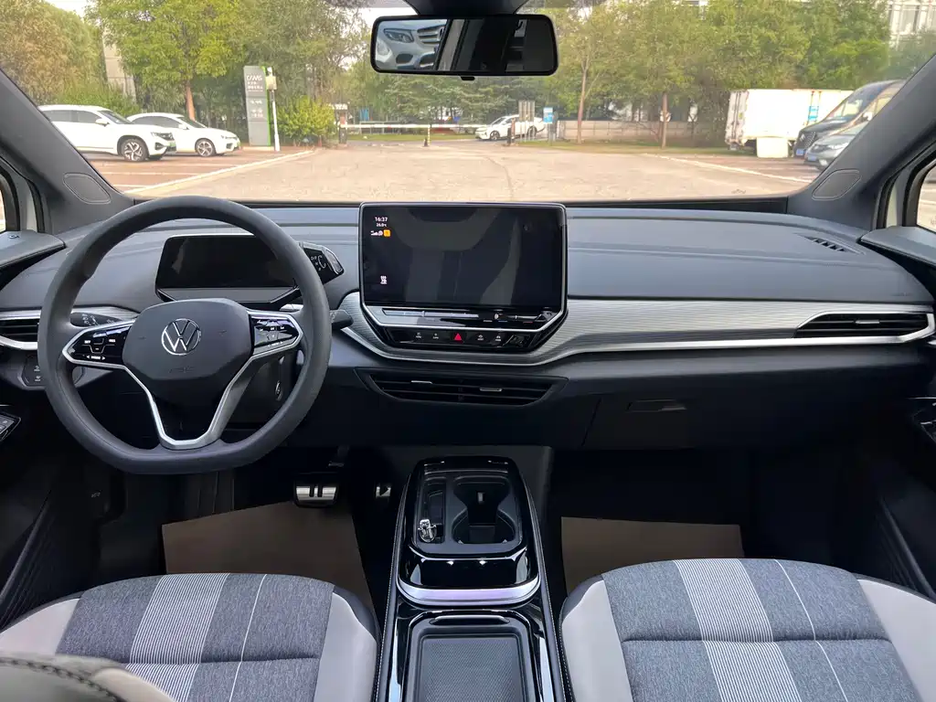 Volkswagen ID.4 Crozz — фото 10