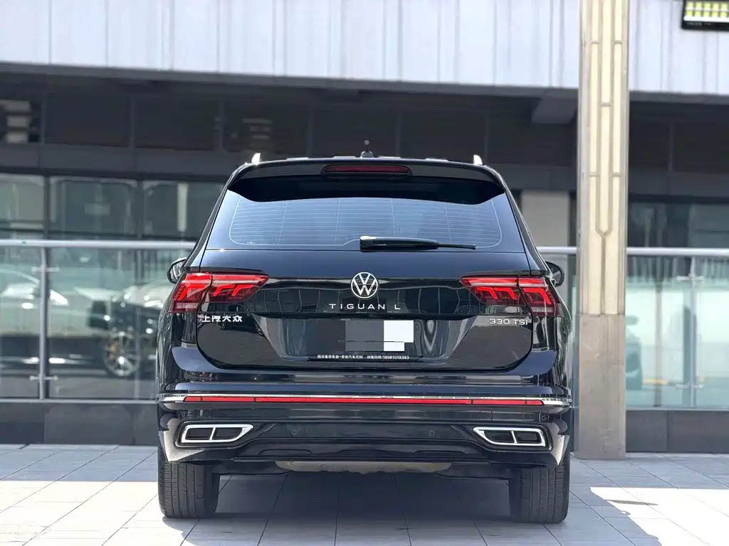 Volkswagen Tiguan L — фото 9