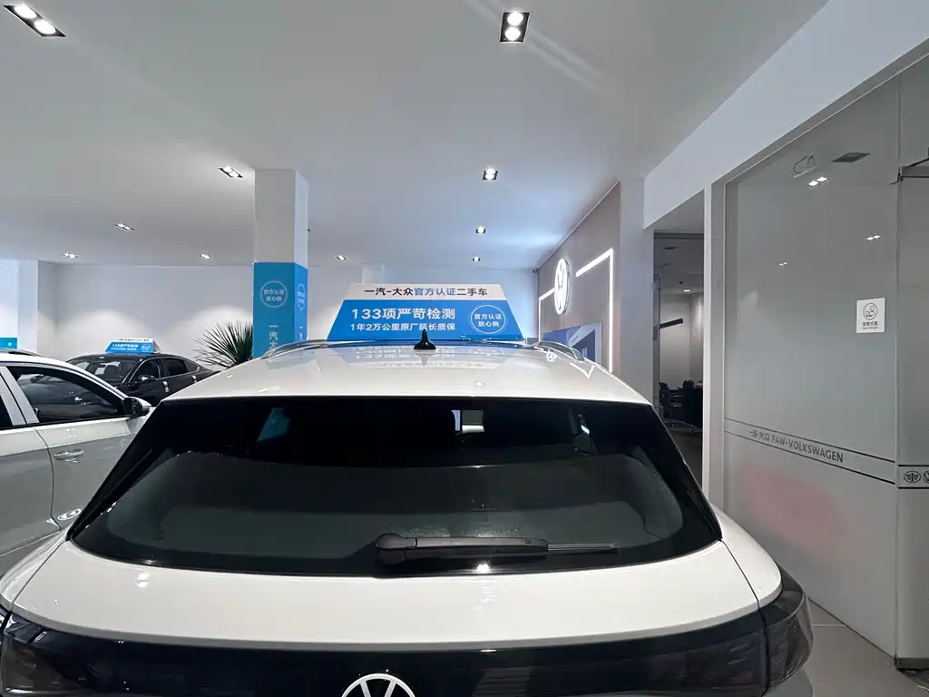 Volkswagen ID.4 Crozz — фото 11