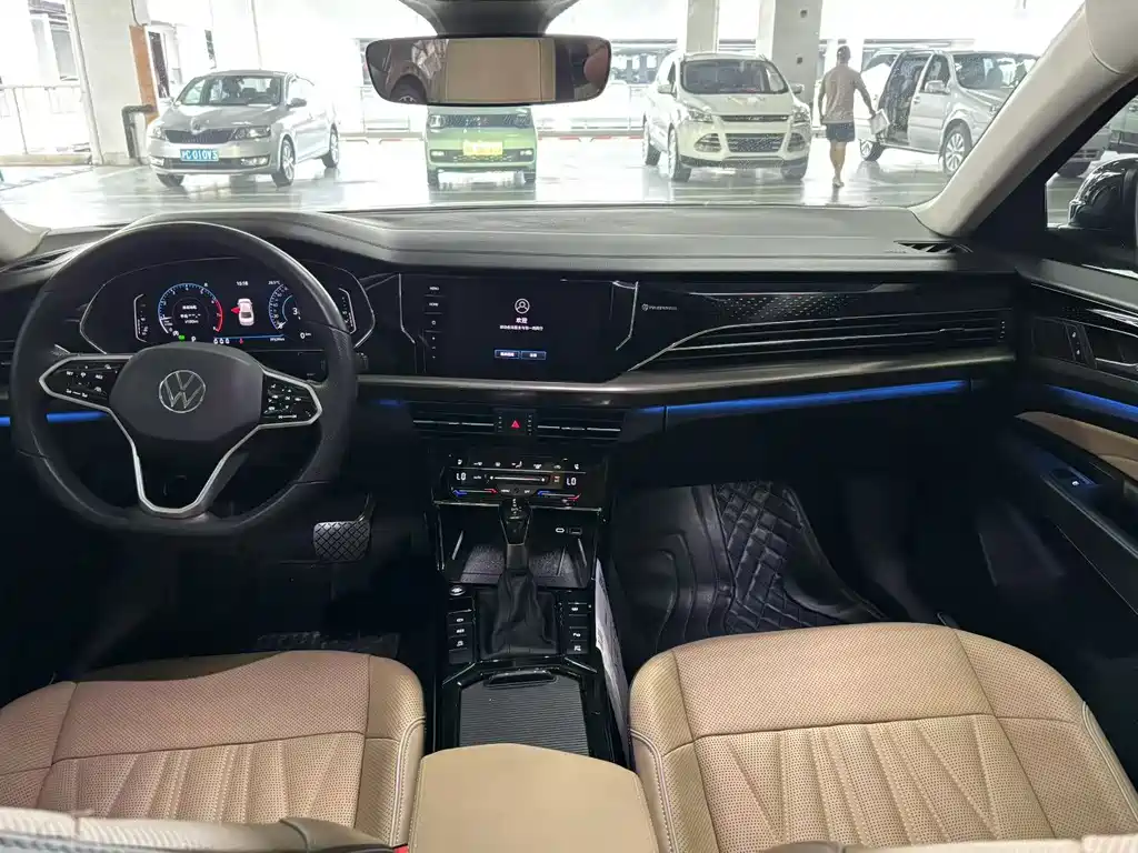 Volkswagen Passat — фото 5