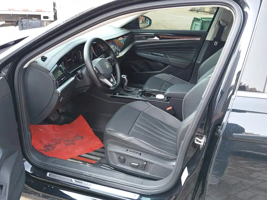Volkswagen Passat — фото 9