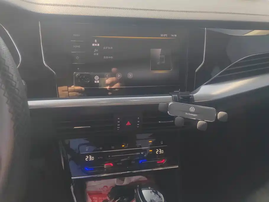 Volkswagen Passat — фото 13