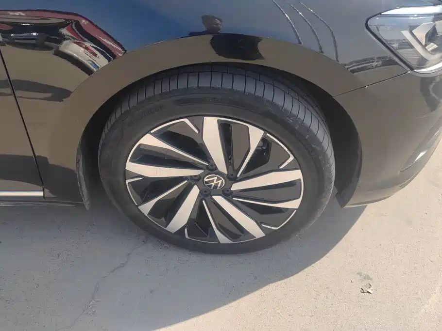 Volkswagen Passat — фото 6
