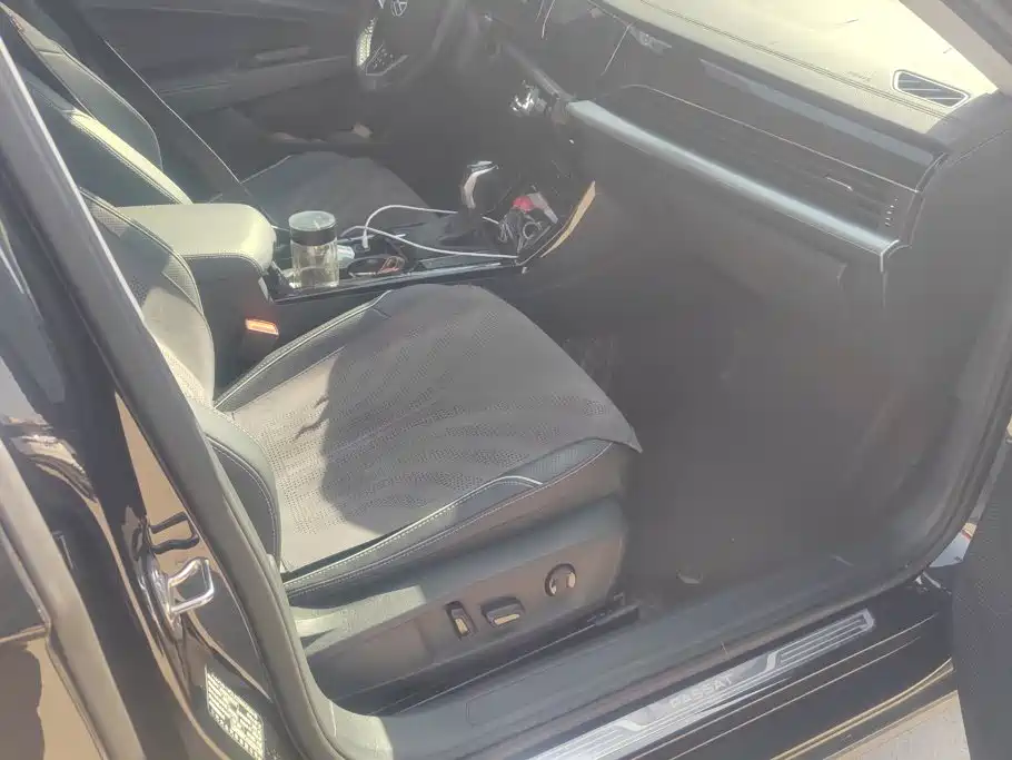 Volkswagen Passat — фото 8