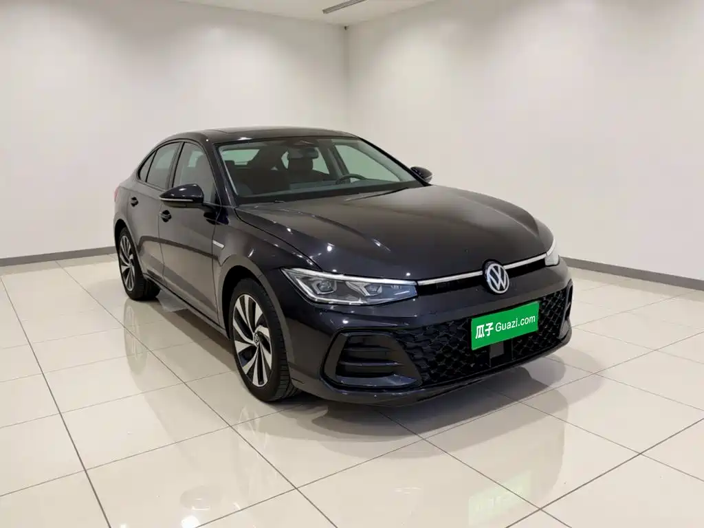 Volkswagen Passat — фото 3