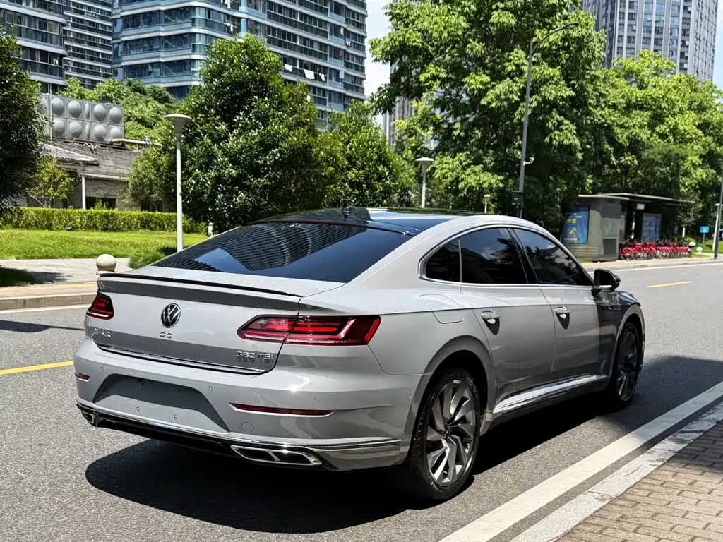 Volkswagen CC — фото 4