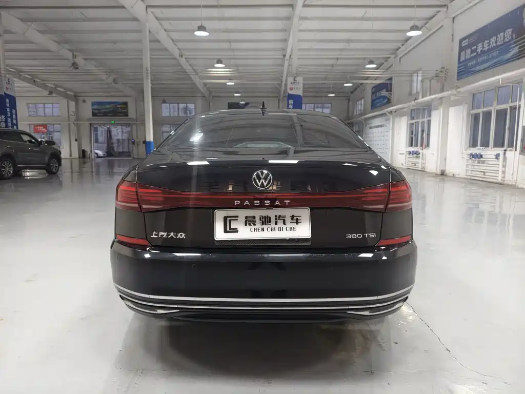 Volkswagen Passat — фото 5